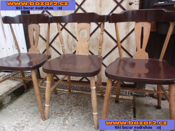 Dřevěné židle-