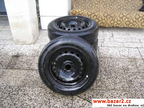 Letní pneu s diskama 175/65R15
