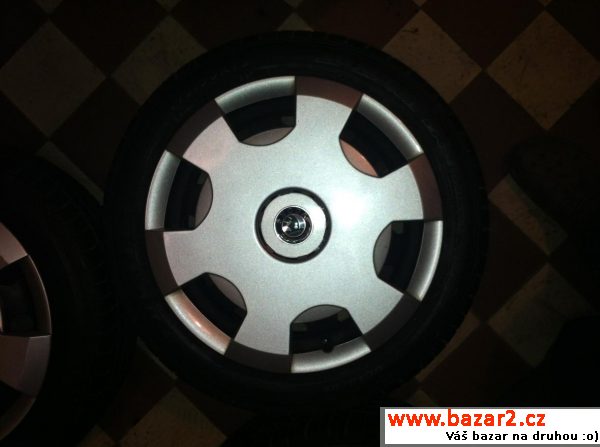 Letní pneu s disky na Fabia 195/50 