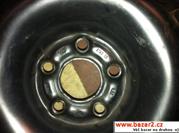 Letní pneu s disky na Fabia 195/50 