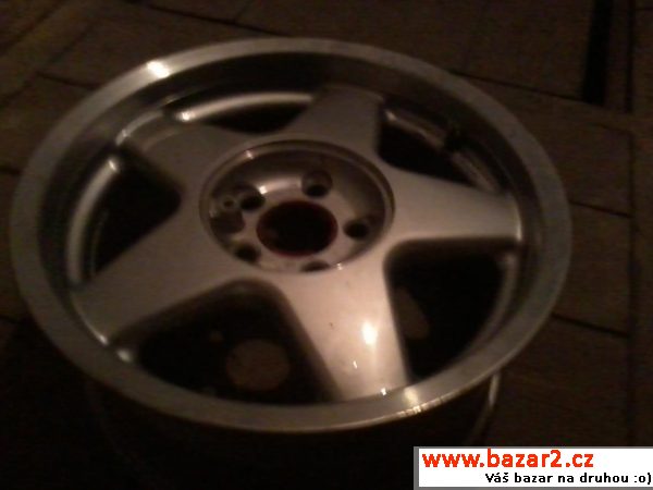 Alu disky R15