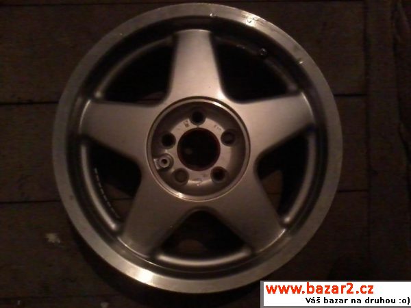 Alu disky R15