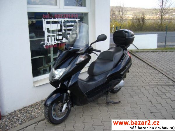 Honda FES 250 Foresight