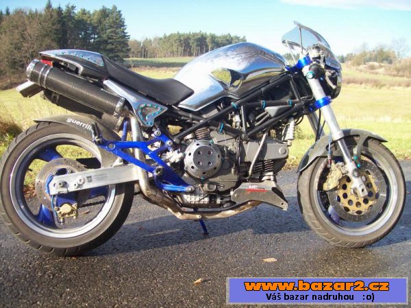 Ducati Monster 900 M Cromo