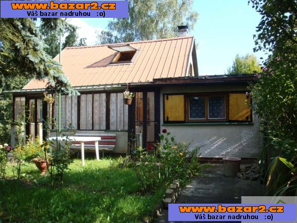 Prodej rekr. chaty 3+kk/V (64m2) + garáž, vl. pozemek (530m2), obec Kamenný Př.