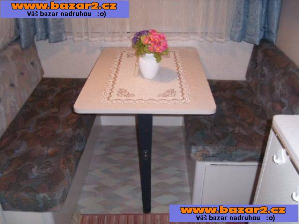 Karavan BURSTNER holiday 430 hmotnost 1000kg
