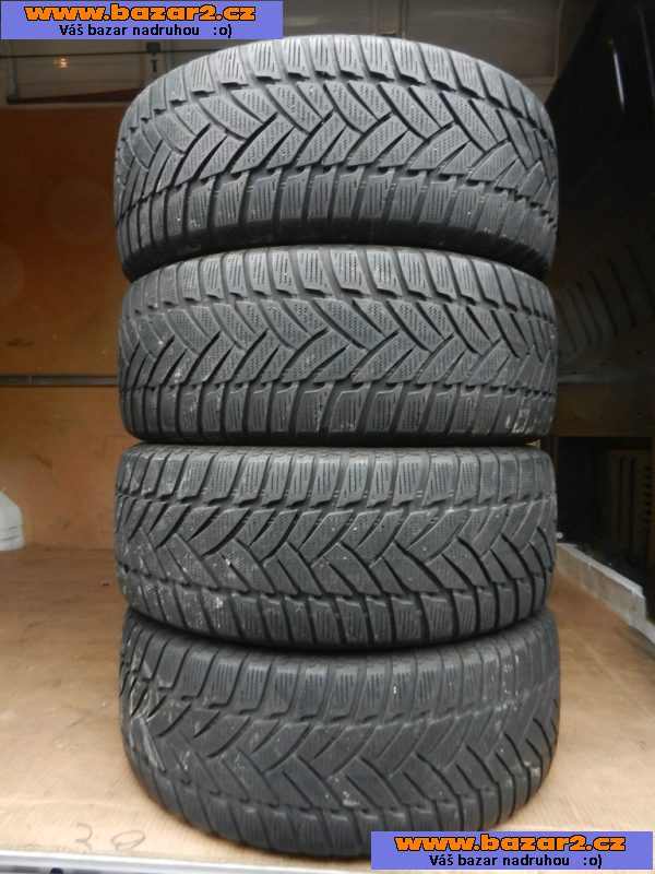 zimní pneu DUNLOP 225/55/R16