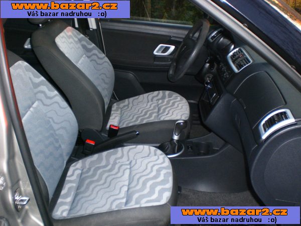 prodám Škodu Fabia combi II 1.2 51KW výborný stav