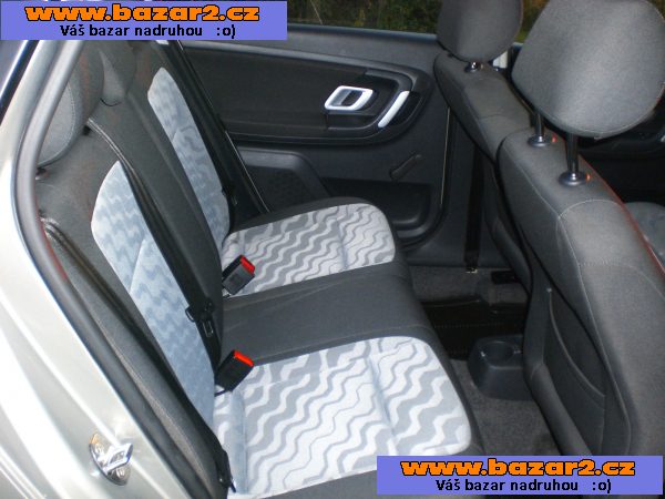 prodám Škodu Fabia combi II 1.2 51KW výborný stav
