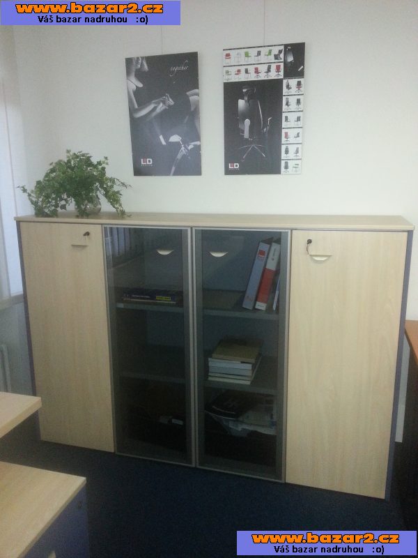 kancelářská sestava do pracovny