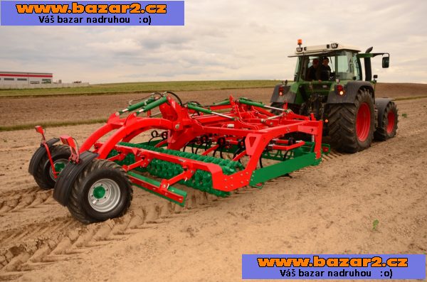 polonesený přípravový agregát AGROMASZ 4m 