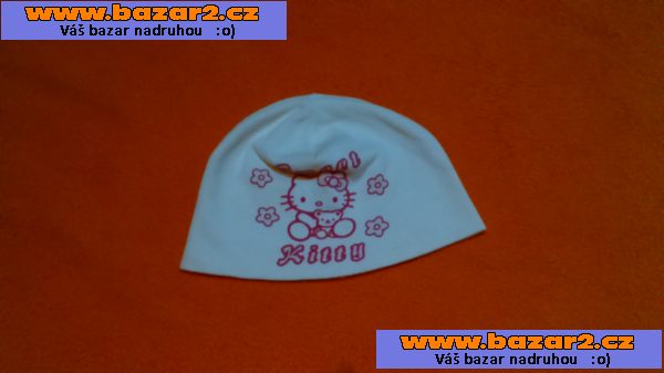 čepička hello kitty 