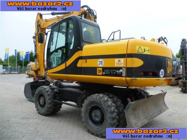 2009 JCB JS175W