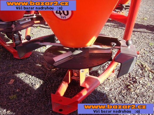 Rozmetadlo Dexwal 300 l 