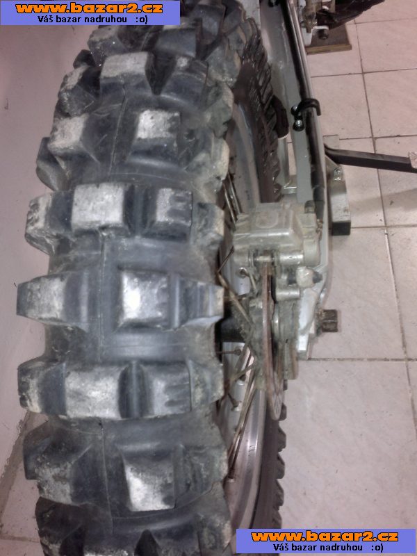 Honda CR 250 97 velmi pěkná