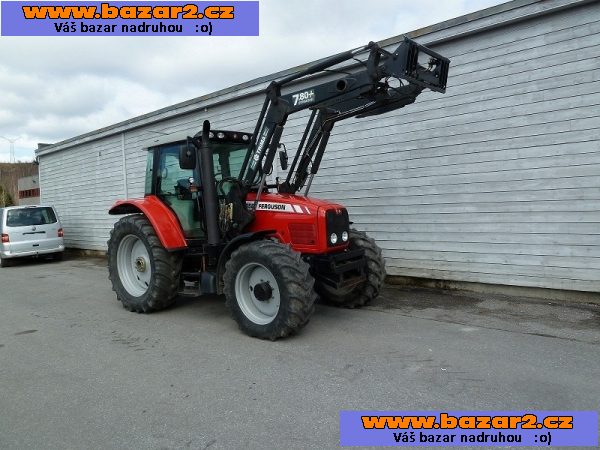 Massey Ferguson 6R4-6N5 s čelním nakladačem