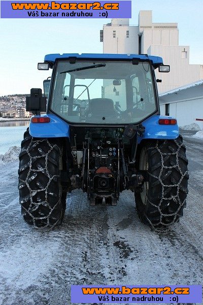 New Holland TL8-06A s čelním nakladačem