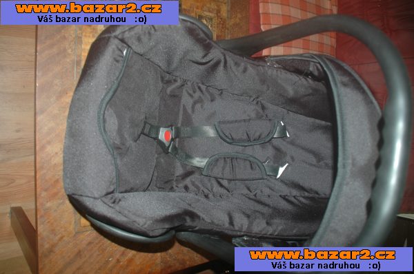 Kočárek trojkombinace