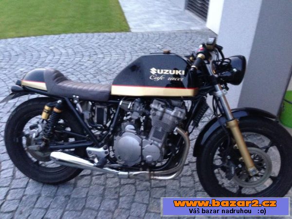 Suzuki Cafe racer