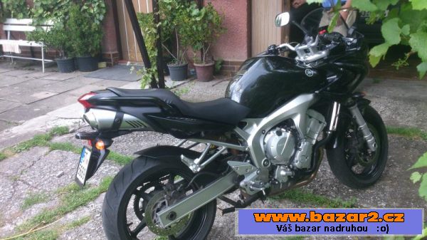 Yamaha FZ6