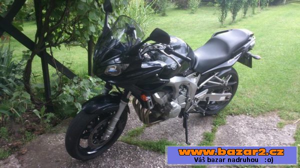 Yamaha FZ6