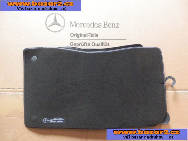 Sada 4 ks koberečků pro Mercedes-Benz E W211
