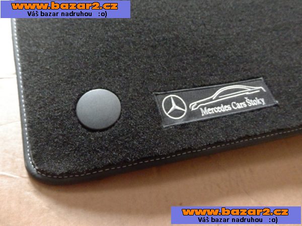 Sada 4 ks koberečků pro Mercedes-Benz E W211