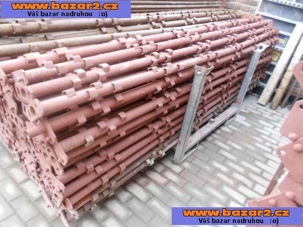 Prodam haki leseni 80 kostek.Tel:721054760