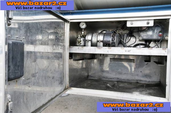 Silocisterna LAG, 38 cbm,vlastní elektrohydraulika