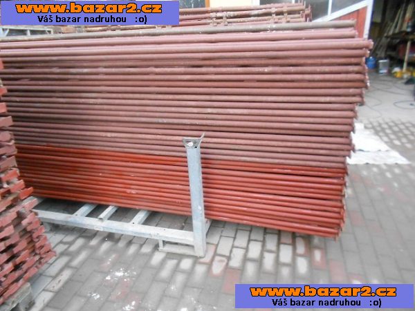 Prodam haki leseni 80 kostek.Tel:721054760