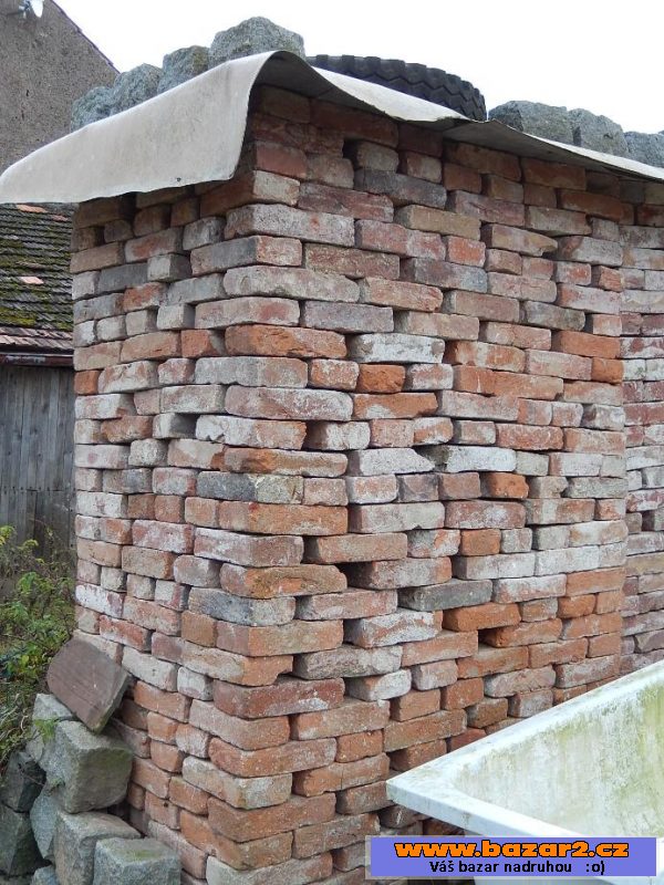 Plné cihly