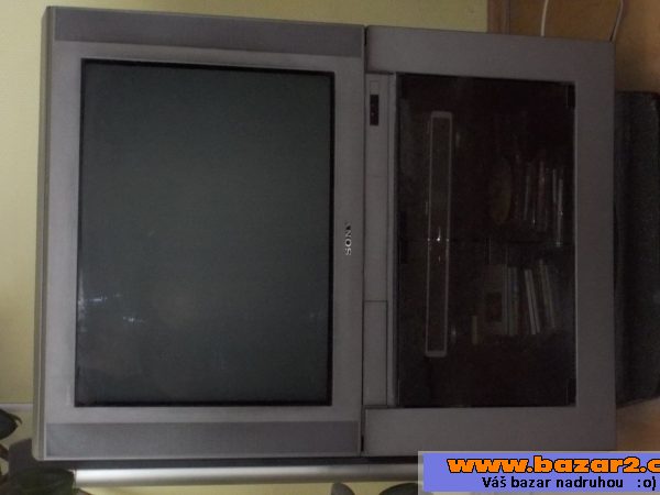 TV Sony  Trinitron made in UK
