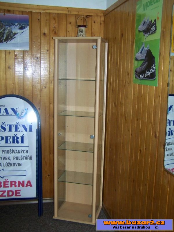 Regály a pulty