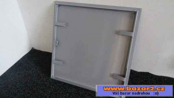 Revizní dvířka šedá 500x500 mm