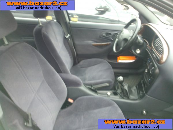 Ford  Mondeo kombi 1.8 benzín
