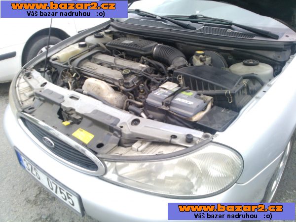 Ford  Mondeo kombi 1.8 benzín
