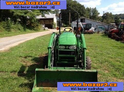 2007 John Deere 3720 traktory