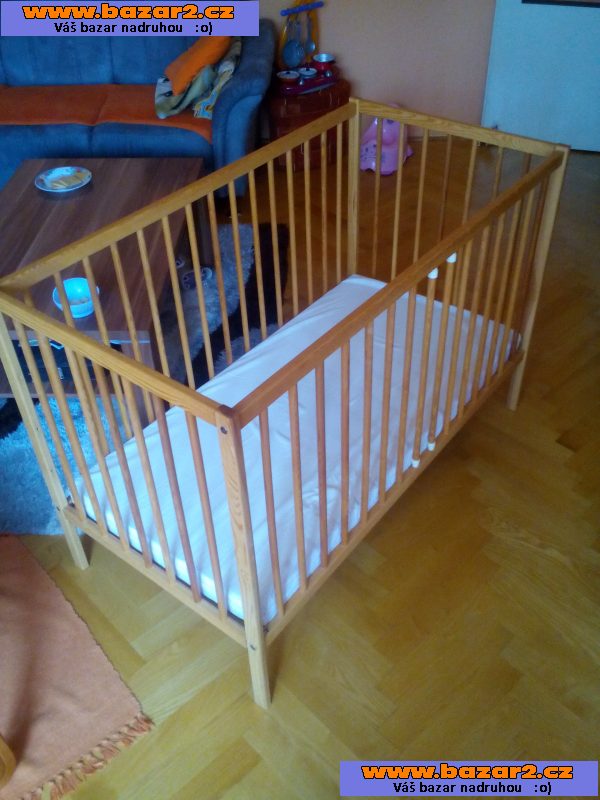 Prodám postýlku