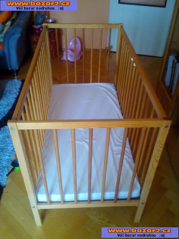 Prodám postýlku