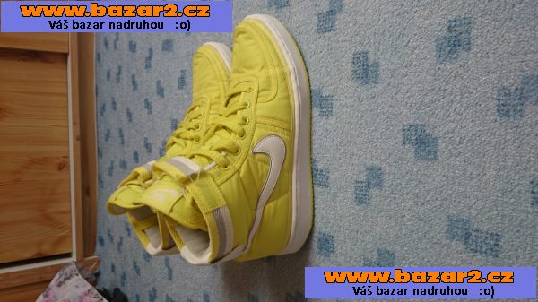 Nike vandal supreme high 