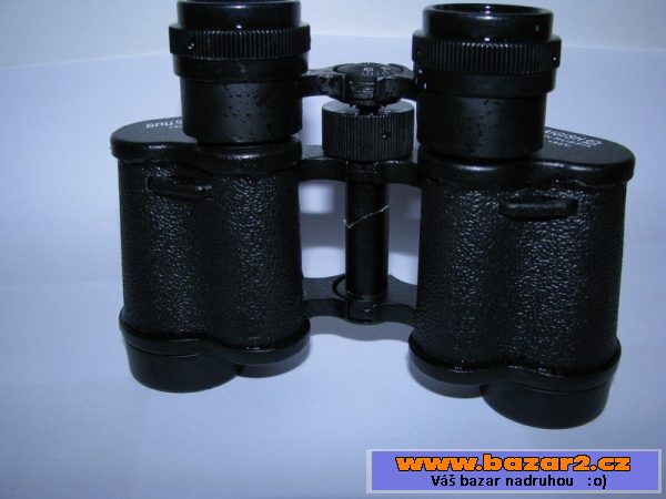Kvalitní ruský dalekohled 8x30 