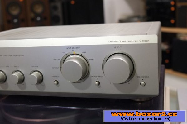 Zesilovač SONY TA-FE520R / Top Stav