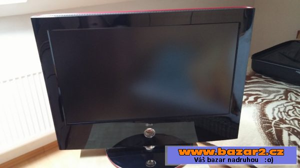   LCD od LG , značka 32LG 6000