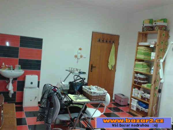 Vybavení pedikérského salonu