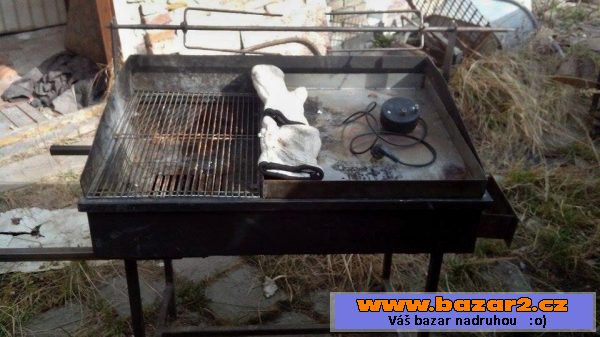 Prodám gril na prase a malé maso