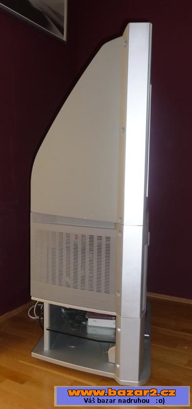 TV Samsung, obrazovka 88 x 66 