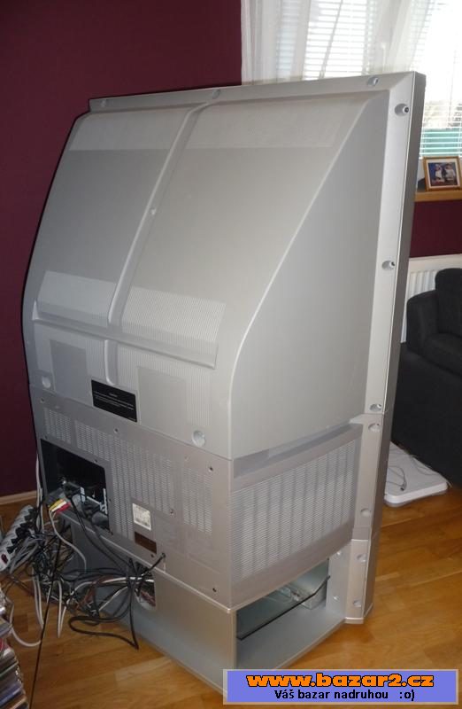 TV Samsung, obrazovka 88 x 66 