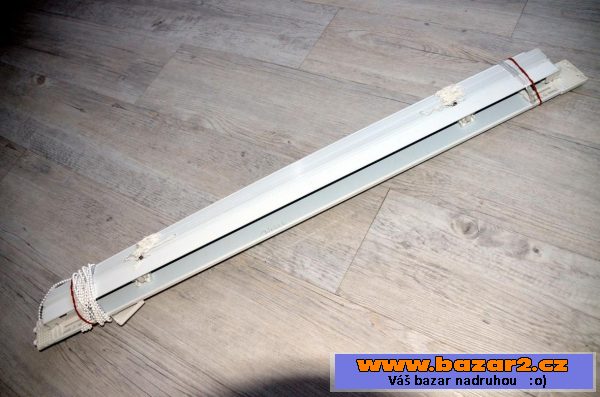 Bílá žaluzie 80 cm