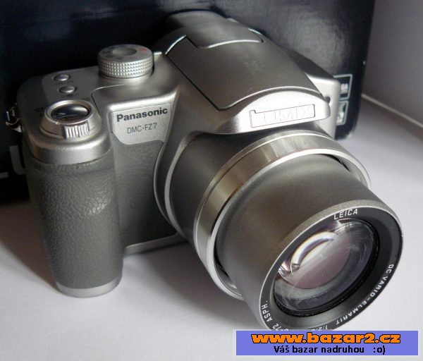 Vynikající foťák Panasonic DMC-FZ7