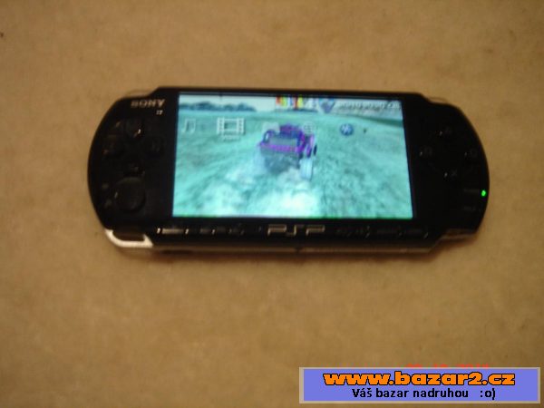 Zánovní PSP a hry